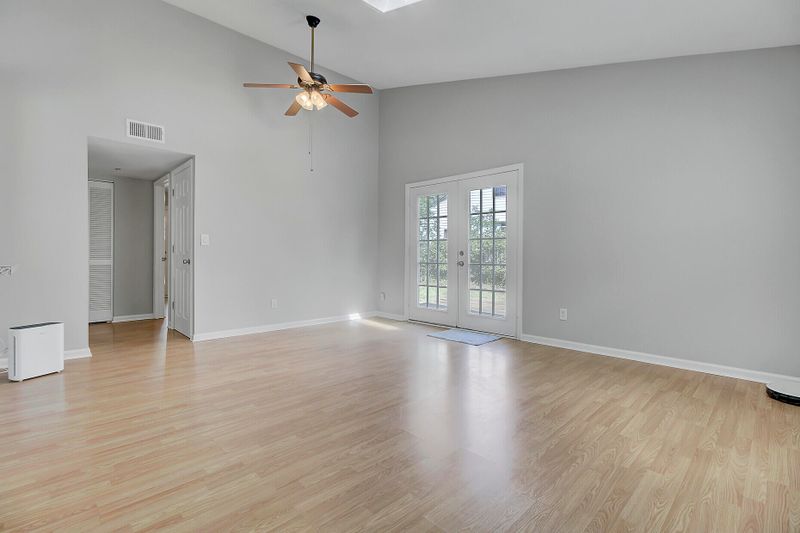 213 Tabby Creek Cir, Summerville, SC 29486