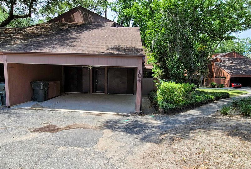 104 St James Pl, Summerville, SC 29485