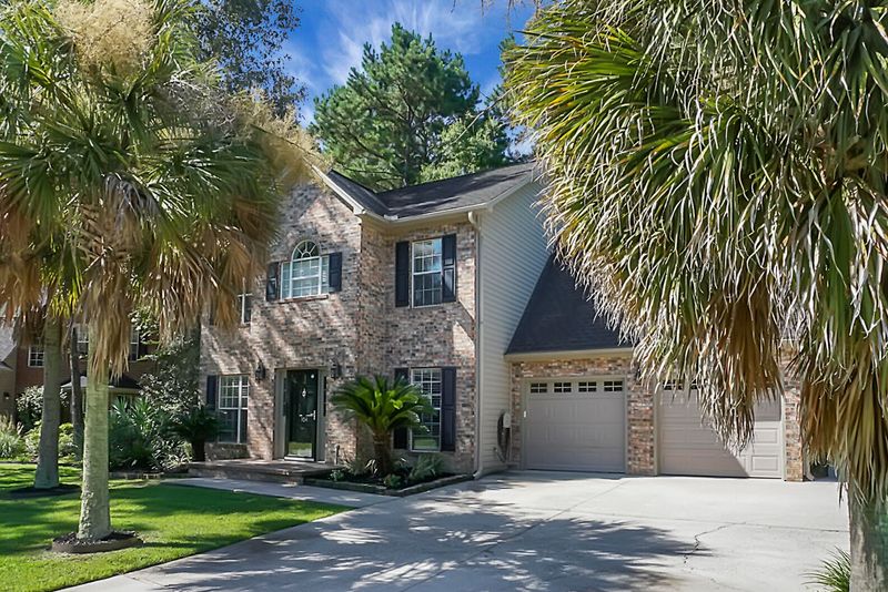 104 S Knightsbridge Ct, Goose Creek, SC 29445