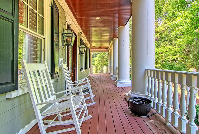 366 Royal Assembly Dr, Charleston, SC 29492