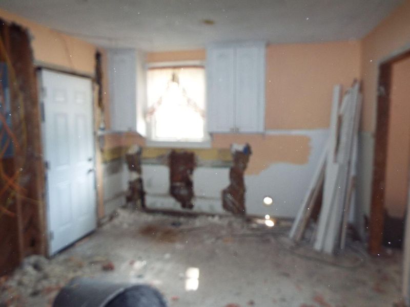 125 Stratton Dr, North Charleston, SC 29420