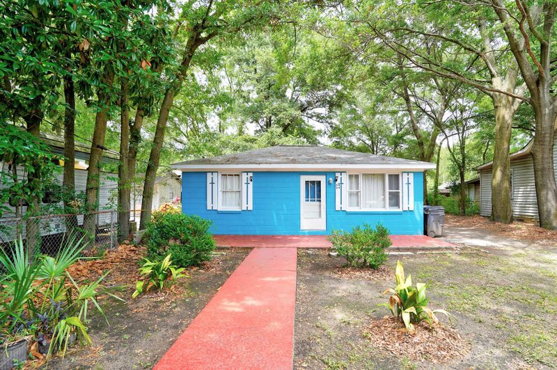 3434 Apache St, North Charleston, SC 29405