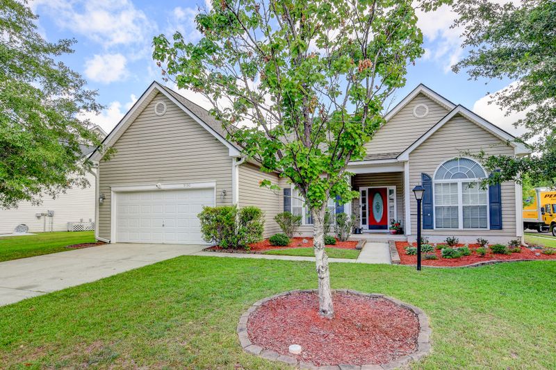 9130 Markleys Grove Blvd, Summerville, SC 29485