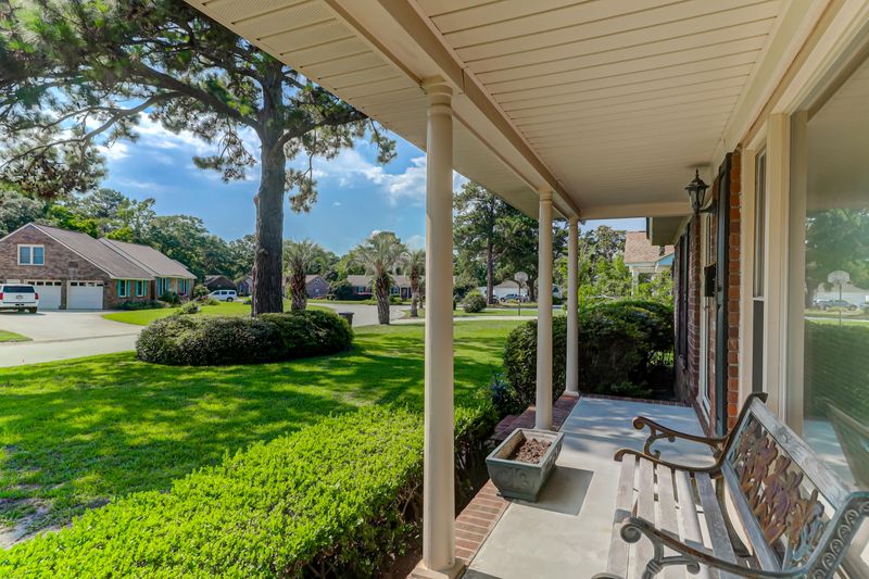 904 Trowman Ln, Mount Pleasant, SC 29464