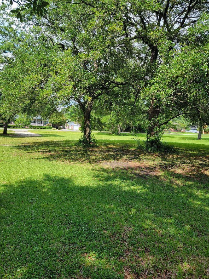 1210 Old Fort Rd, Moncks Corner, SC 29461