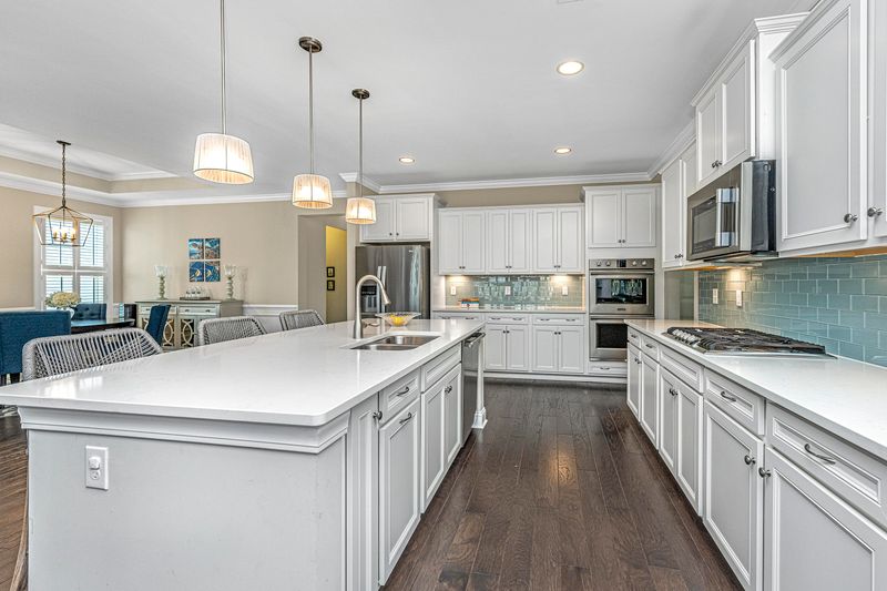 2212 Midden Dr, Mount Pleasant, SC 29466