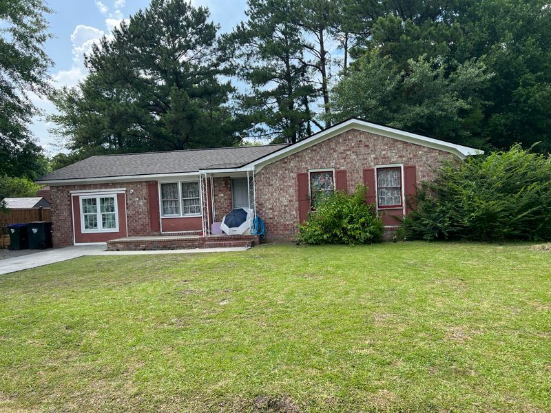 102 Bluebell Ave, Summerville, SC 29483