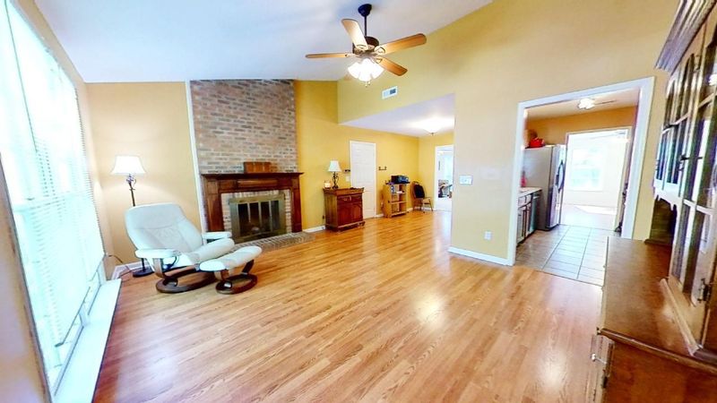 206 Hamlet Rd, Summerville, SC 29485