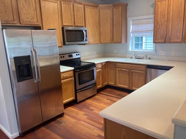 1326 Runnymeade Ln, North Charleston, SC 29406