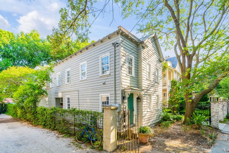 52 Chapel St, Charleston, SC 29403