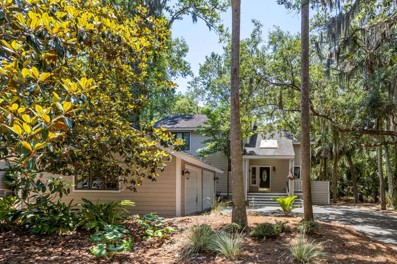 2779 Old Forest Dr, Seabrook Island, SC 29455