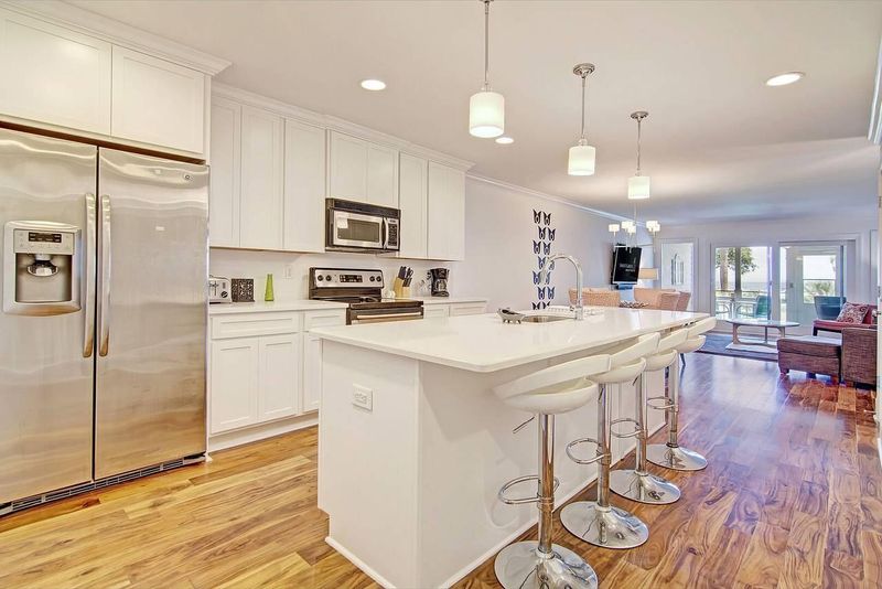 27 Beach Club Villas, Isle Of Palms, SC 29451