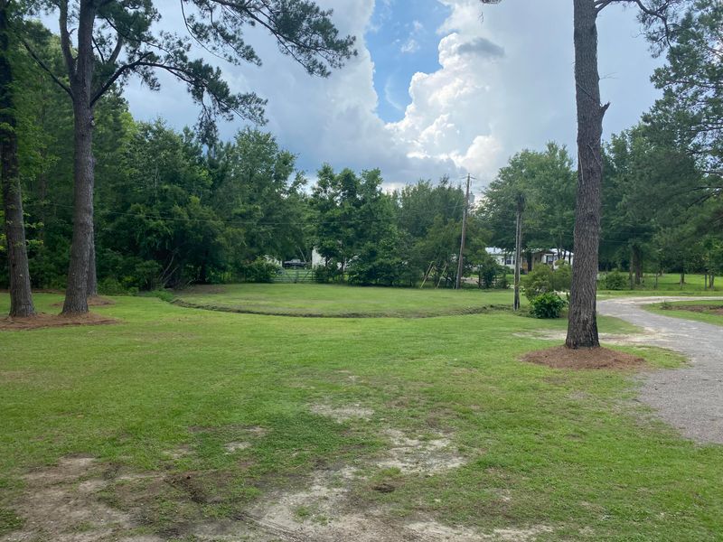 7364 Driggers Rd, Hollywood, SC 29449