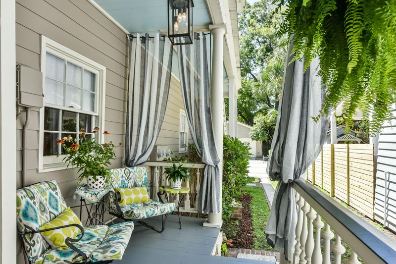 175 Wentworth St #A, Charleston, SC 29401