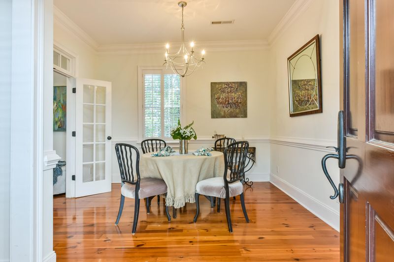 175 Wentworth St #A, Charleston, SC 29401