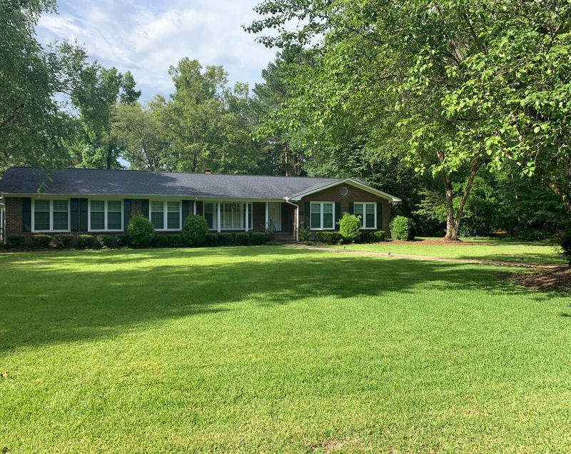 836 Sunset St, Pinopolis, SC 29469