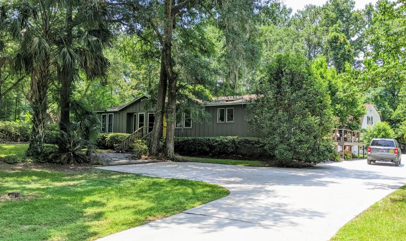 3596 Berryhill Rd, Johns Island, SC 29455