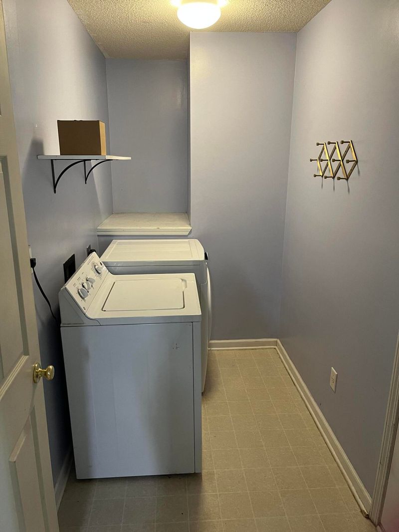 2047 Robin Wood Blvd, Moncks Corner, SC 29461