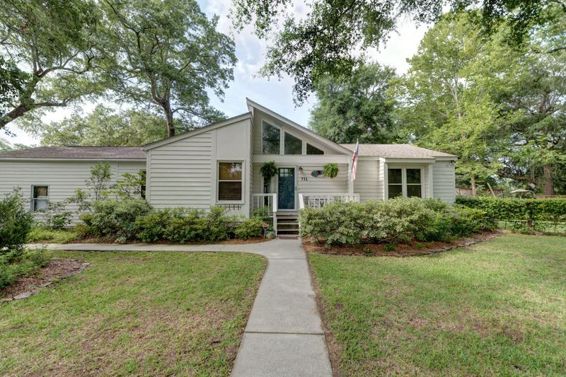 751 Bruce St, Charleston, SC 29412