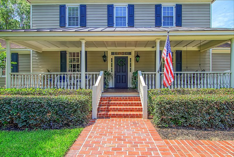2445 Sylvan Shores Dr, Charleston, SC 29414