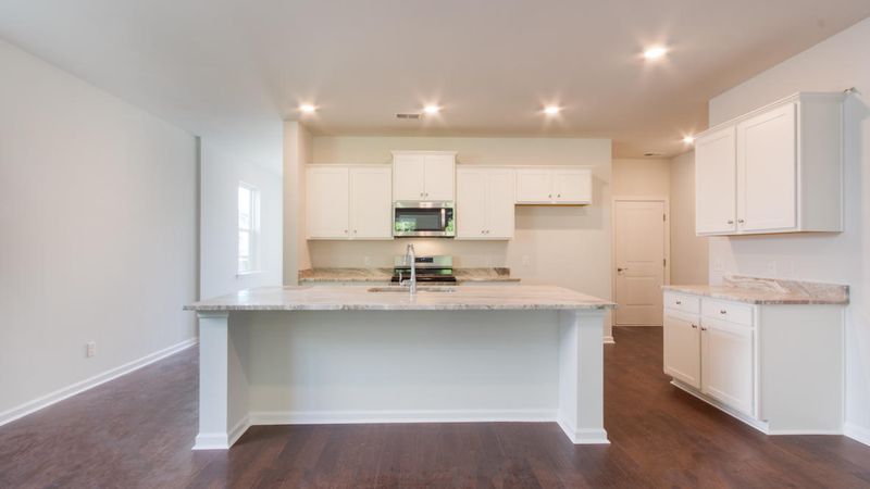 195 Cherry Grove Dr, Summerville, SC 29483