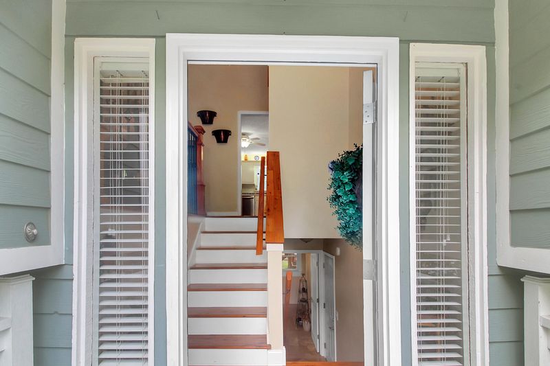 6 Glengary Ct, Charleston, SC 29414