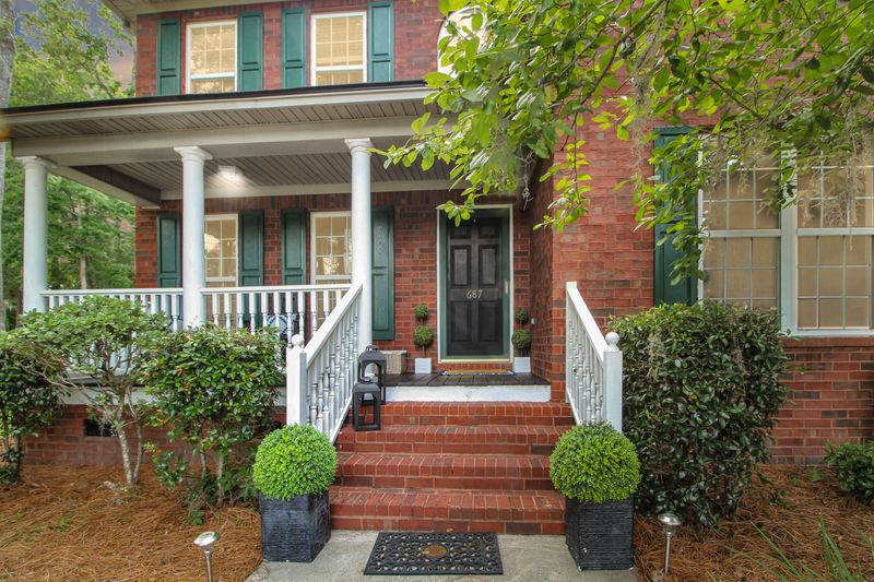 687 Hamlet Cir, Goose Creek, SC 29445