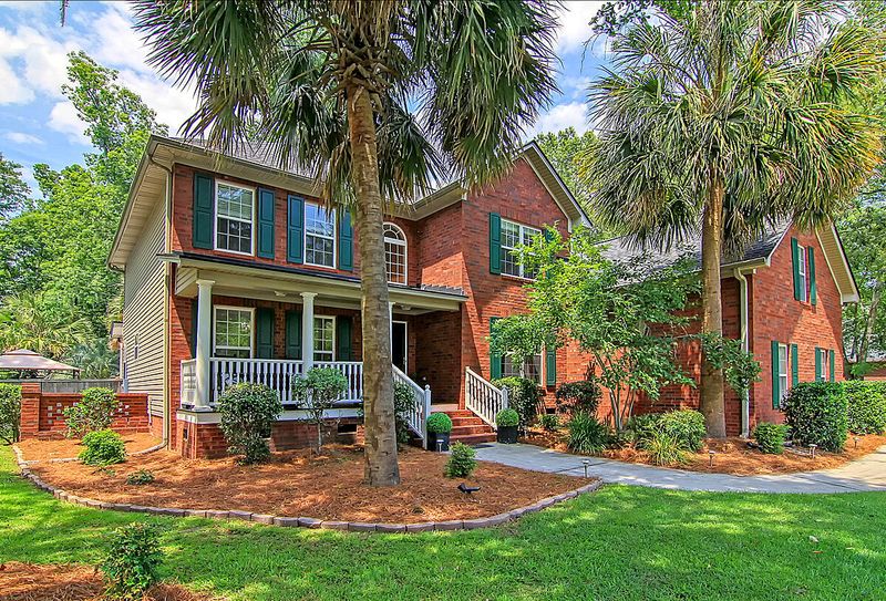 687 Hamlet Cir, Goose Creek, SC 29445