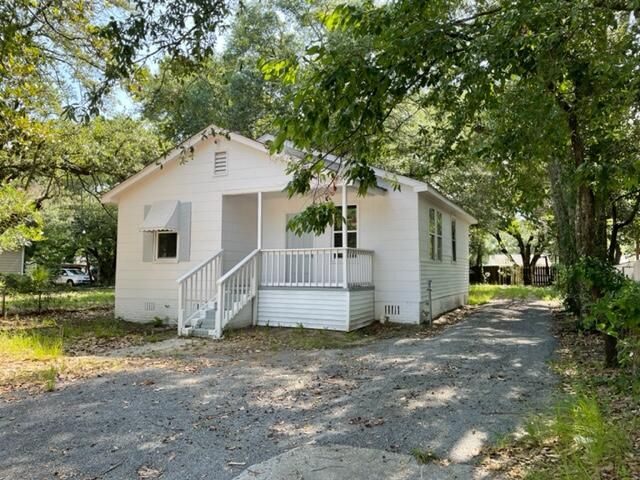 2341 Kent Ave, North Charleston, SC 29405