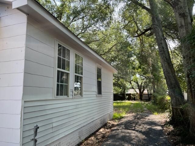 2341 Kent Ave, North Charleston, SC 29405