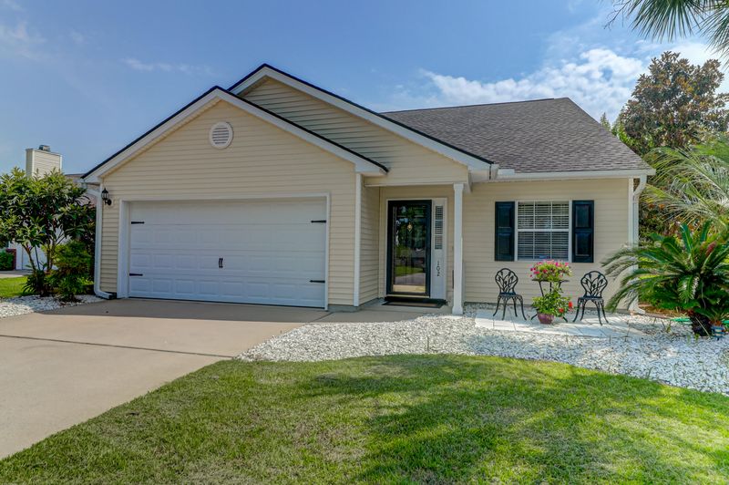 102 Wood Side Dr, Summerville, SC 29485