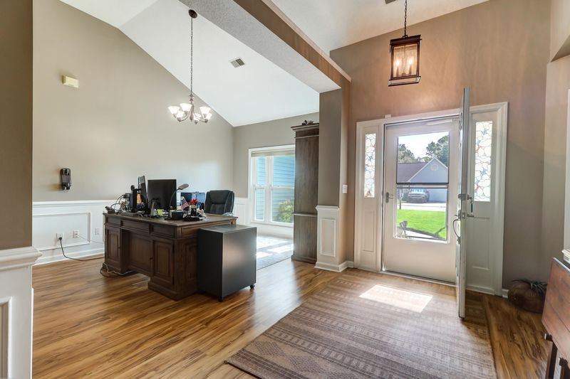 745 Woodland Pointe Pl, Mount Pleasant, SC 29464