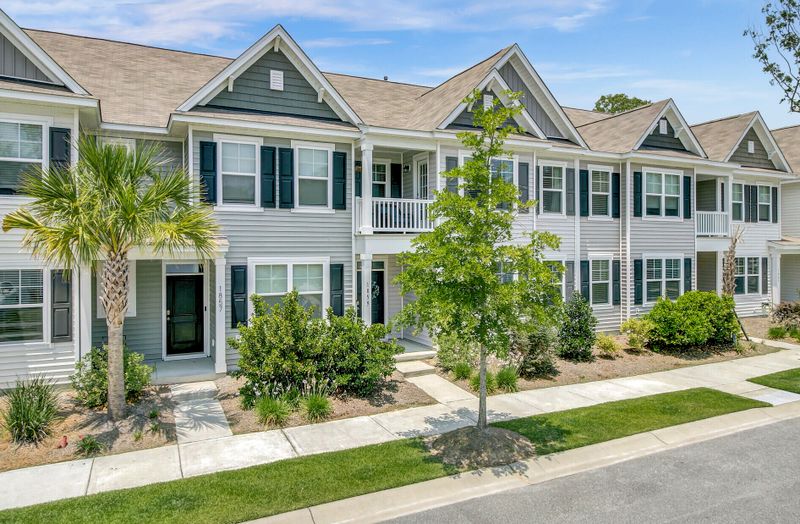 1859 Towne St, Johns Island, SC 29455
