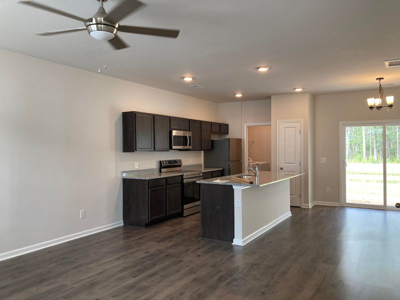 2614 Bennett Yard Rd, North Charleston, SC 29405