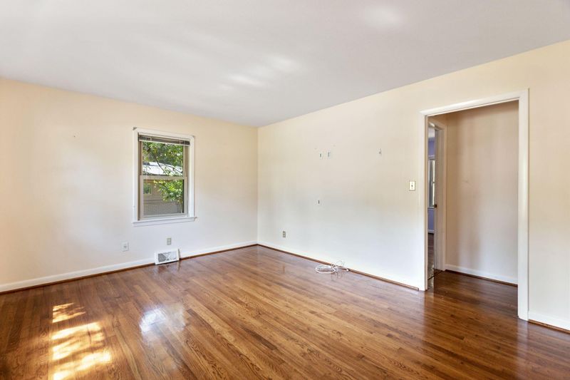854 Montgomery Rd, Charleston, SC 29412