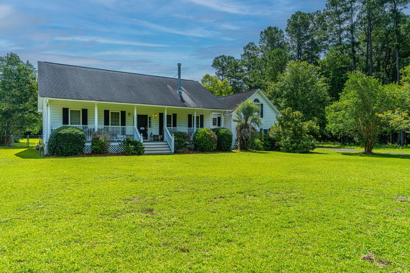247 Saddle Trl, Summerville, SC 29483
