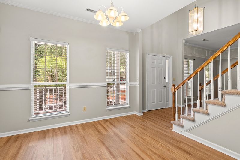 206 Candleberry Cir, Goose Creek, SC 29445
