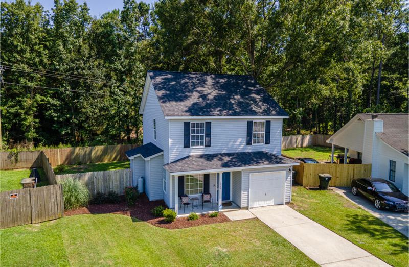 1027 T J Ln, Summerville, SC 29483