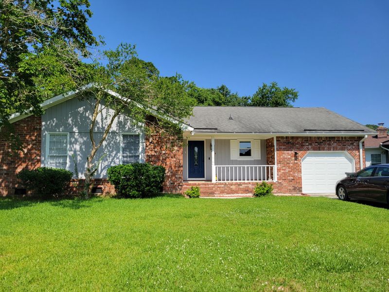 604 Kershaw Rd, Summerville, SC 29486