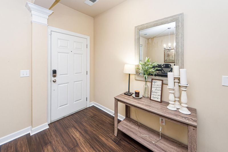8472 Athens Way, North Charleston, SC 29420
