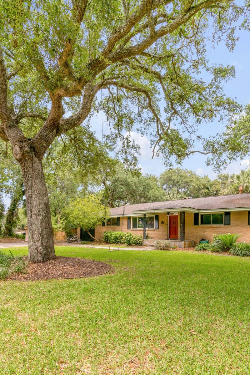 30 23rd Ave, Isle Of Palms, SC 29451