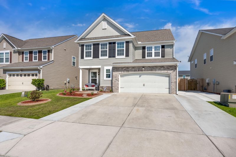 220 Topsaw Ln, Moncks Corner, SC 29461