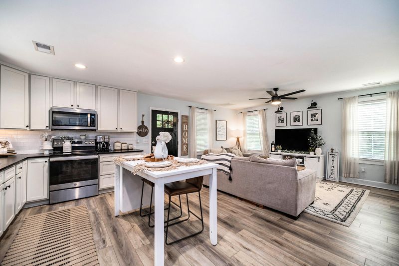 120 Scotch Range Rd, Summerville, SC 29483