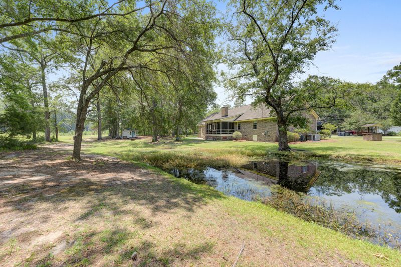 112 Ashley River Dr, Summerville, SC 29485