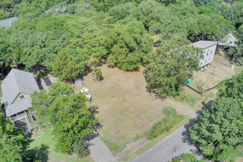 1580 Periwinkle Dr, Mount Pleasant, SC 29466