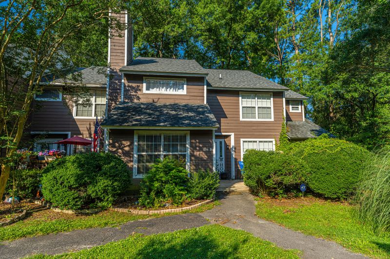 116 Luden Dr #B, Summerville, SC 29483