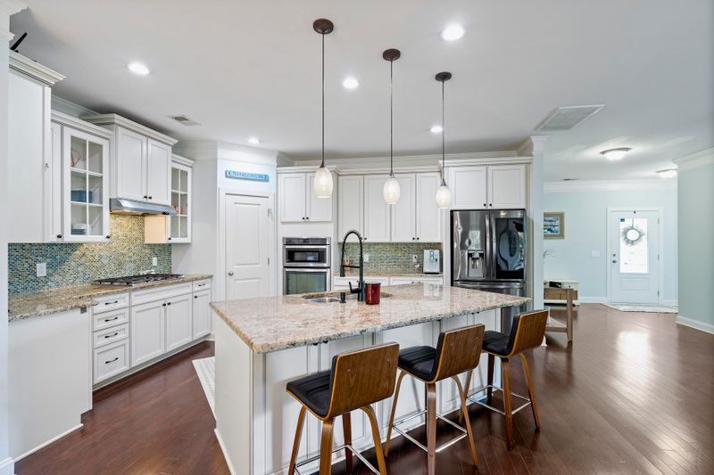 527 Sanders Farm Ln, Wando, SC 29492