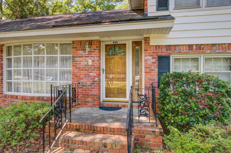 449 Wallace Dr, Charleston, SC 29412