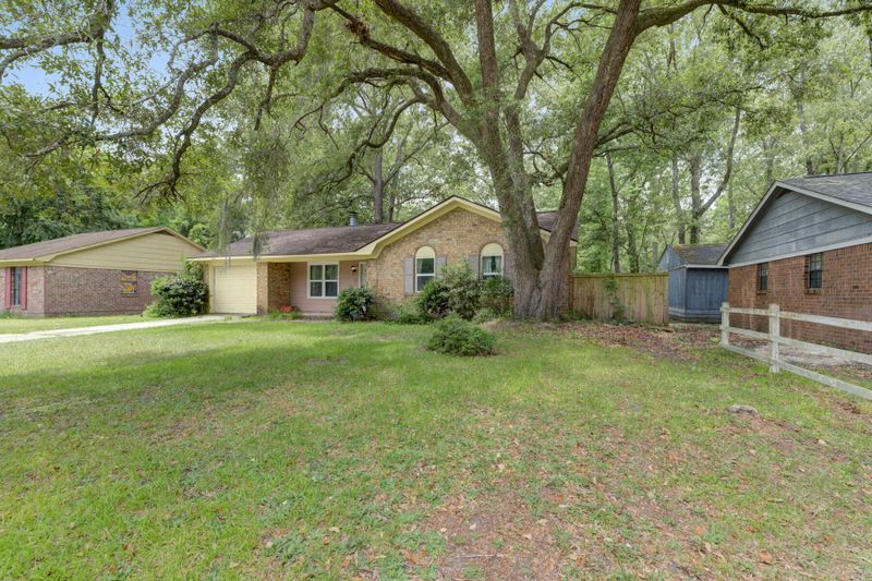 414 Edward Dr, Ladson, SC 29456