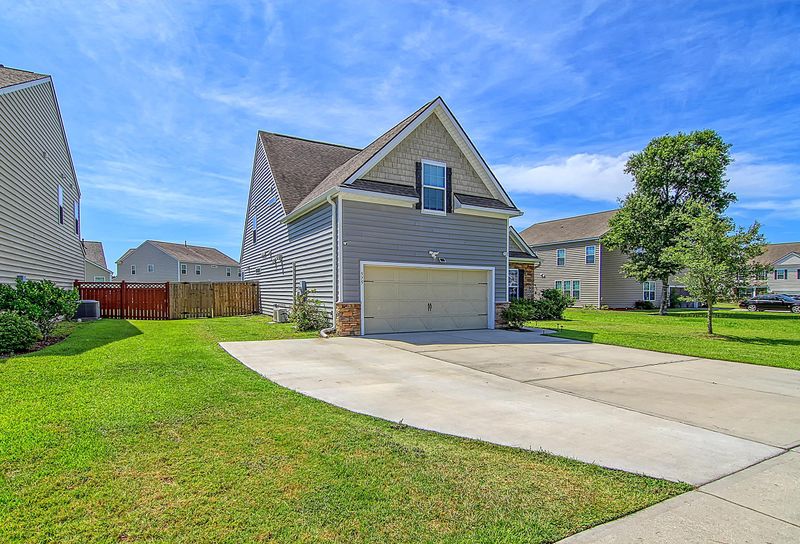 575 Rosings Dr, Summerville, SC 29483